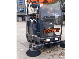 美高工业驾驶式扫地车，为您创造一个清洁、舒适的工作环境